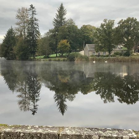 Vue Sur Le Lac Huelgoat Luaran gambar